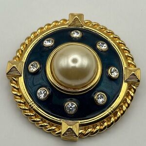 Vintage Sandi Miller Burrows (SMB) Circular Brooch